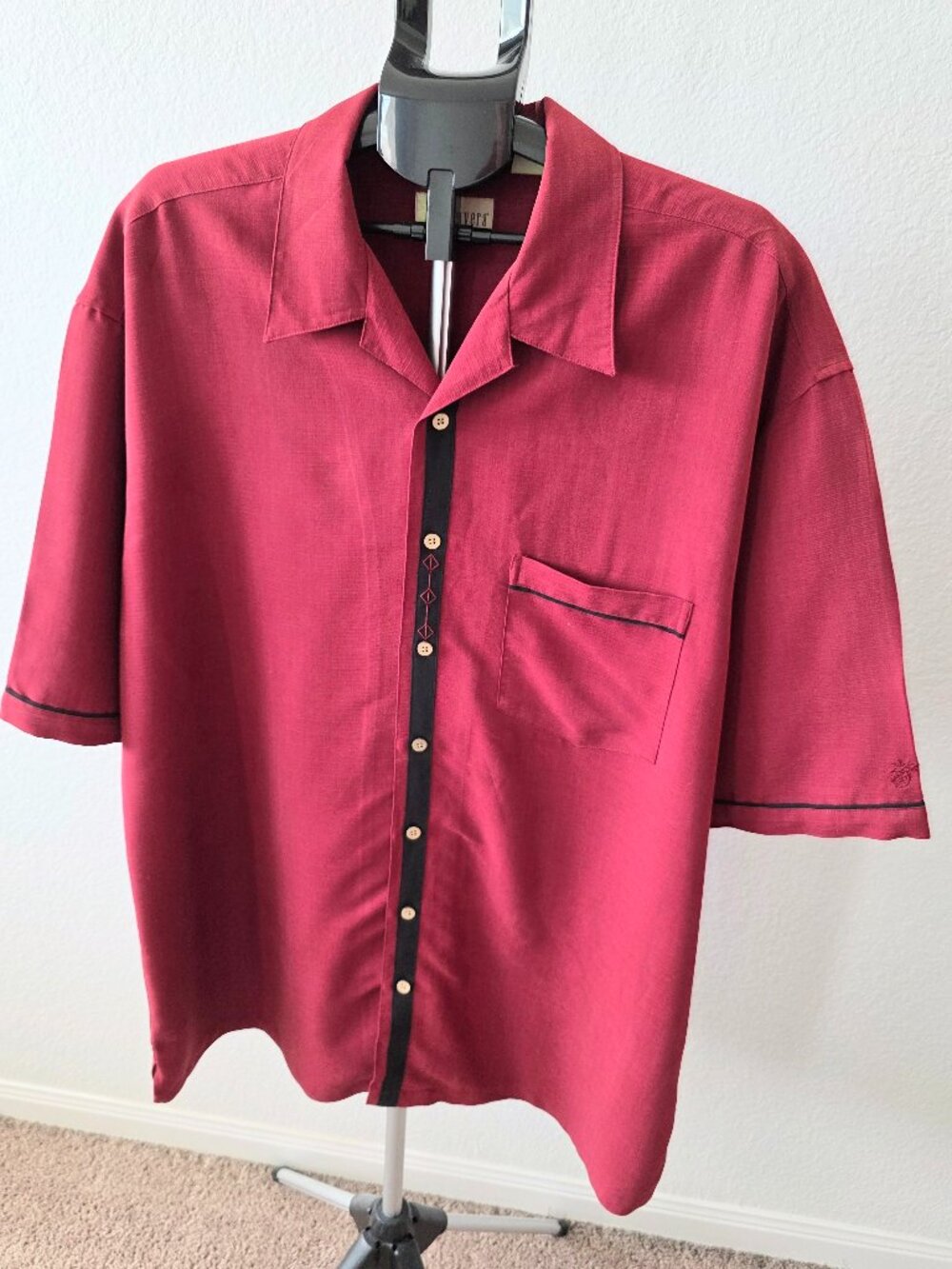 CUBAVERA MEN 2XLT 70% RAYON AND 30% POLYESTER RED W/BLACK TRIM SHORT SLEEVE SHIR